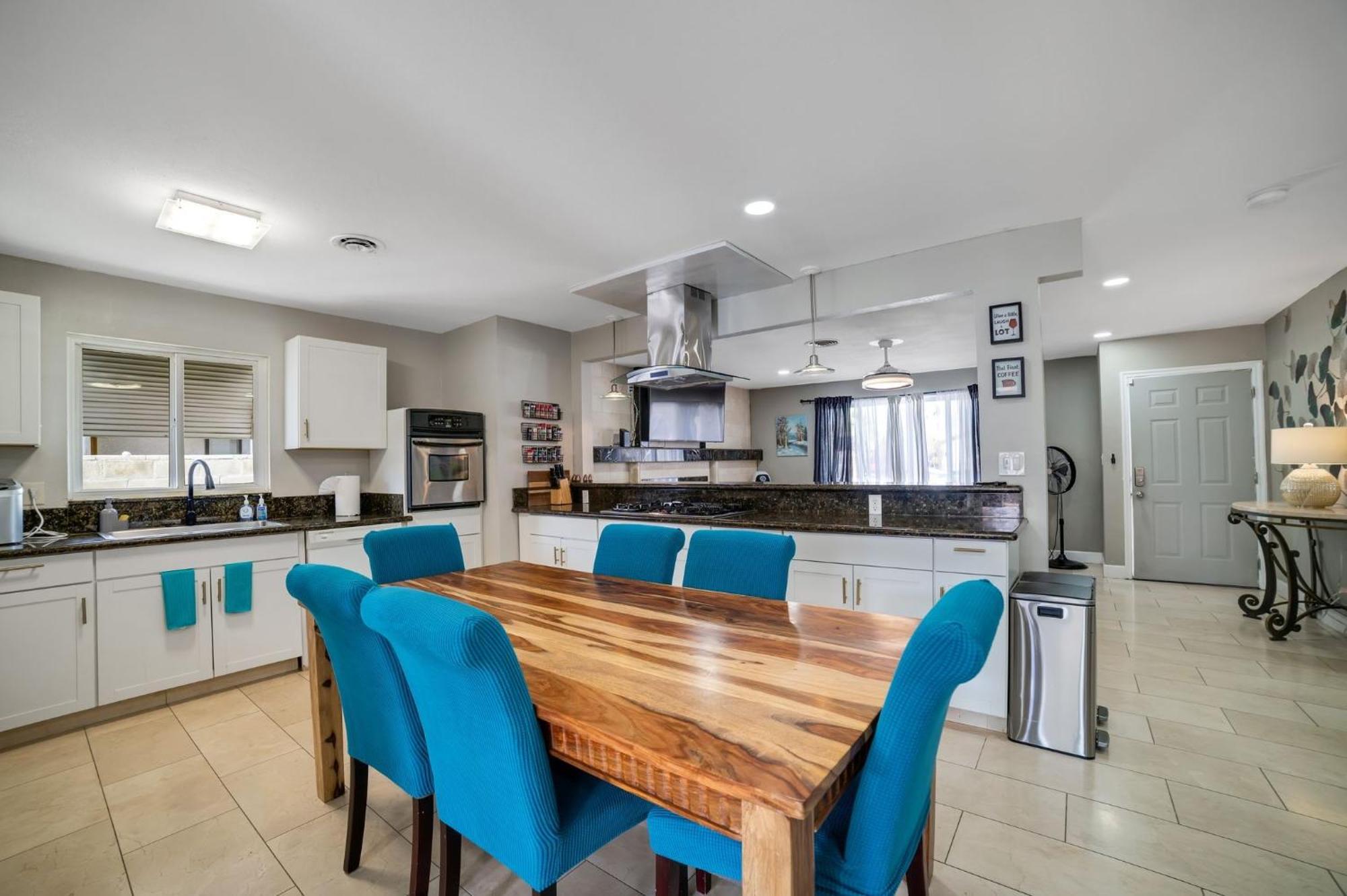 Vegas Retreat - 5 Mins From The Strip Holiday home Las Vegas