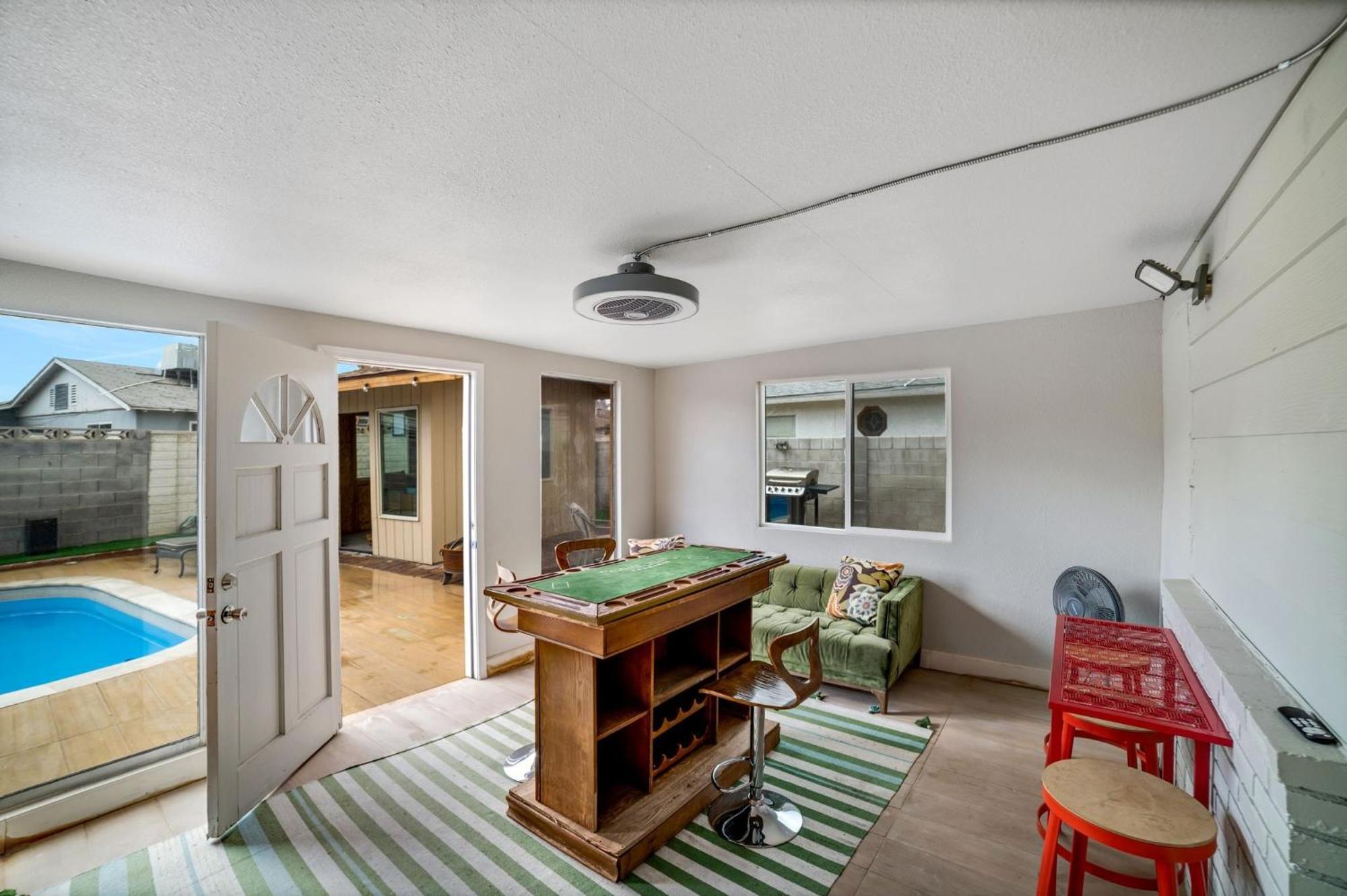 Vegas Retreat - 5 Mins From The Strip Holiday home